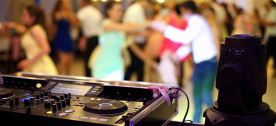 Discjockey für Hochzeiten, Geburtstage, Events aller art in und Bielefeld